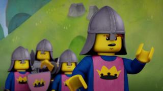 LEGO Nexo Knights (7) - Kultainen linna