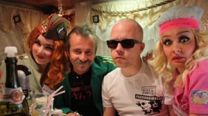 Olga ja Pamela - Pakkohoidon kesä 2011: Freeman ja Vilunki 3000 pakkohoidossa