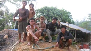 Terveisiä Borneolta!: Osa 4: Dayakit Wahidah ja Pijar