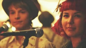 Uusi Päivä: UPplus: Emmi Ensemble - Älä koskaan ikinä