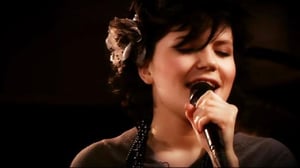 Mikaelin Naiset: Suvi Teräsniska