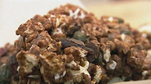 Herkkuja: Suklaapopcorn