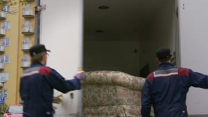 Ruben soittaa ovikelloa