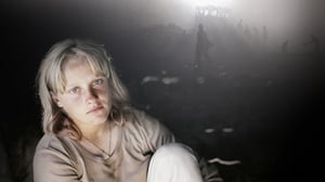 Kolmasulottuvuus.fi: Köyhyys - miksi? Elämää kaatopaikalla