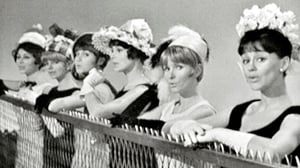 Elävä arkisto: Kujeillen muodin kevääseen