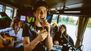 Kumikiiturisessio: Robin live