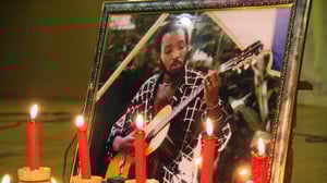 Sukujuuria etsimässä