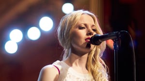 Melkein unplugged: Jennie Storbacka