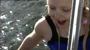 Tarinoita maailmalta: Nellan avantouinti