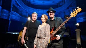 Melkein unplugged: Hans On the Bass