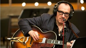 Dylania kenkälaatikosta