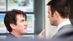 Piikkejä paratiisissa