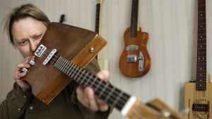 KC: Kitaroita sikarilaatikoista