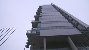 MOT: Ay-pomojen ryppyinen talokauppa