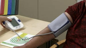 Yle Uutisluokka Triplet: 10 000 suomalaisen terveys perinpohjaiseen syyniin