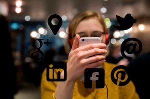 Yle Uutisluokka Triplet: Tutkija: Some-paasto ei paras lääke someriippuvuuteen