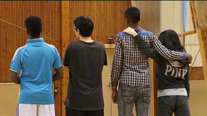 Yle Uutisluokka Triplet: Turvapaikan saaneille lapsille etsitään sijaiskoteja