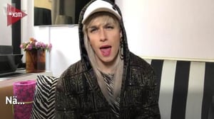 Mickiss kommunalval: Mickiss introduktion