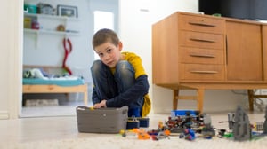 Yle Uutisluokka Triplet: Ärhäkkää allergiaa helpotetaan yhä useammin liuoshoidolla