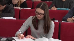 Yle Uutisluokka Triplet: Kymppiluokan suosio romahti