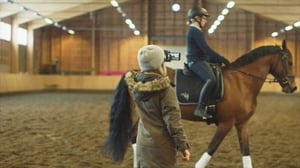 Ratsaille: Tiedätkö miten istut