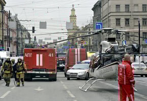 Yle Uutisluokka Triplet: Pietarin metrossa räjähti – kymmenen kuoli