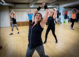 Yle Uutisluokka Triplet: Aerobic kiinnostaa jälleen liikkujia