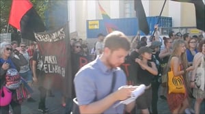 Oi maamme!: Vuoden eeppisin eläinvideo! (ironinen otsikko)