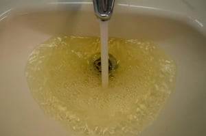 Yle Uutisluokka Triplet: Jätevesi paljastaa käyttämämme lääkkeet ja kemikaalit