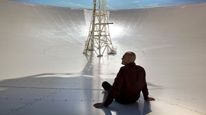 Tiededokumentti: Valoa ja pimeää: 25.02.2016 19.00