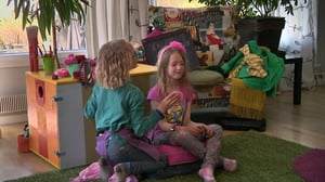 Lasten leikkiä: 30.12.2015 18.00