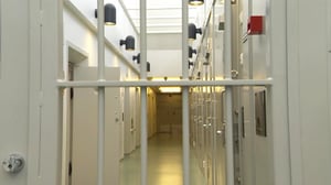 MOT: Ne toiset kiven sisällä: 25.05.2015 20.00