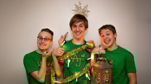 Huumorijoulukalenteri: Viimein yksin kotona (S): 01.12.2015 15.03