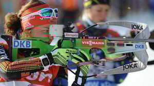 Ampumahiihdon MC: Naisten takaa-ajokilpailu: 12.12.2015 12.25