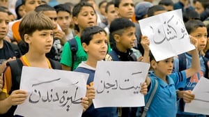 Dok: Kaikki alkaa koulusta: 19.11.2015 22.00