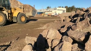 Yle Nyheter Östnyland: Berg, sten och grus i Tolkis (S): 28.10.2015 16.25