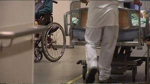 Yle Uutisluokka Triplet: Sote-sopu syntyi - uudistus karsii päivystävien sairaaloiden määrää (S): 09.11.2015 18.15