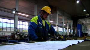 Yle Uutiset Keski-Suomi: Miltä näyttää raudoittajan kädet (S): 20.11.2015 15.34