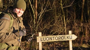 Radio Vega Åboland videoklipp: Helt åt skogen - Utetipset (S): 09.12.2015 18.10