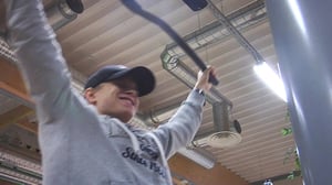 Yle Uutisluokka: Kuntosalille jo alle 15-vuotiaana?: 09.12.2015 19.31