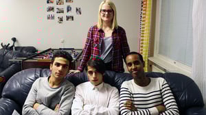 Yle Uutisluokka: ”Millaisia mopoja Irakissa on?” – Uutisluokkalaiset ja Suomeen tulleet nuoret kysyvät toistensa arjesta (S): 11.12.2015 11.18