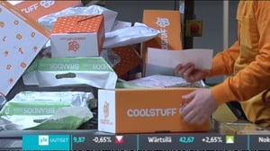 Yle Uutisluokka Triplet: Verkkokaupasta ostettavat joululahjat miellyttävät Postia (S): 17.12.2015 15.41