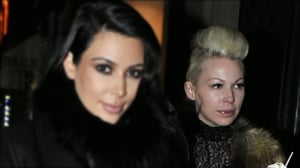 VICE: The Kardashian's Makeup Artist: 09.03.2016 08.00