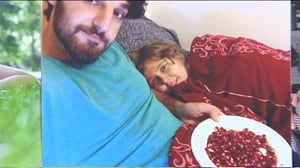 Yle Uutisluokka Triplet: Ulkomaalaisen puolison saaminen Suomeen voi riippua jatkossa tuloista (S): 15.02.2016 13.36