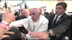 Yle Nyheter TV-nytt: Påven tappade balansen i Mexiko (S): 17.02.2016 12.02