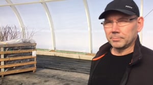 YLE Lahti: Vadelmat kasvavat myös kasvutunnelissa: 22.03.2016 10.57