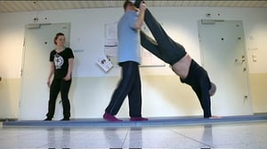 Yle Uutisluokka Triplet: Sirkus tuo vaihtelua vankien arkeen (S): 06.04.2016 10.48