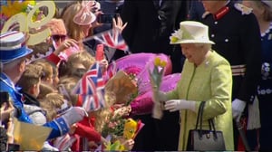 Yle Uutisluokka Triplet: 90-vuotias kuningatar on yhä pirteyden perikuva (S): 22.04.2016 11.45