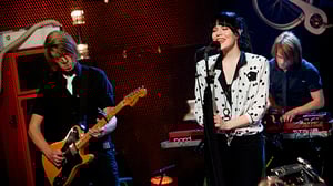 Kosketuksessa: Jenni Vartiainen: 13.02.2016 00.22