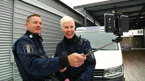 Yle Uutisluokka Triplet: Poliisi tavoittelee nuoria omalla You Tube -kanavalla (S): 18.01.2017 10.09